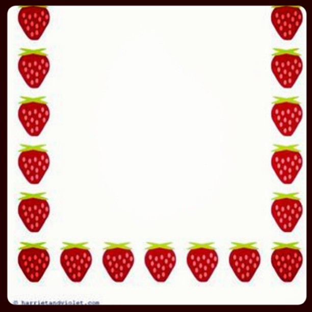 Strawberry border paper - Free Teaching Resources - Print Play Learn